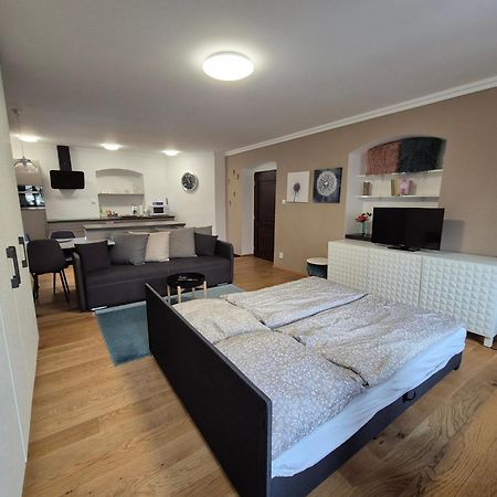 The Gusto Apartman Chomutov Zewnętrze zdjęcie