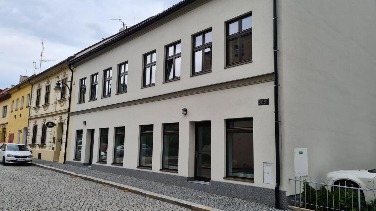 The Gusto Apartman Chomutov Zewnętrze zdjęcie